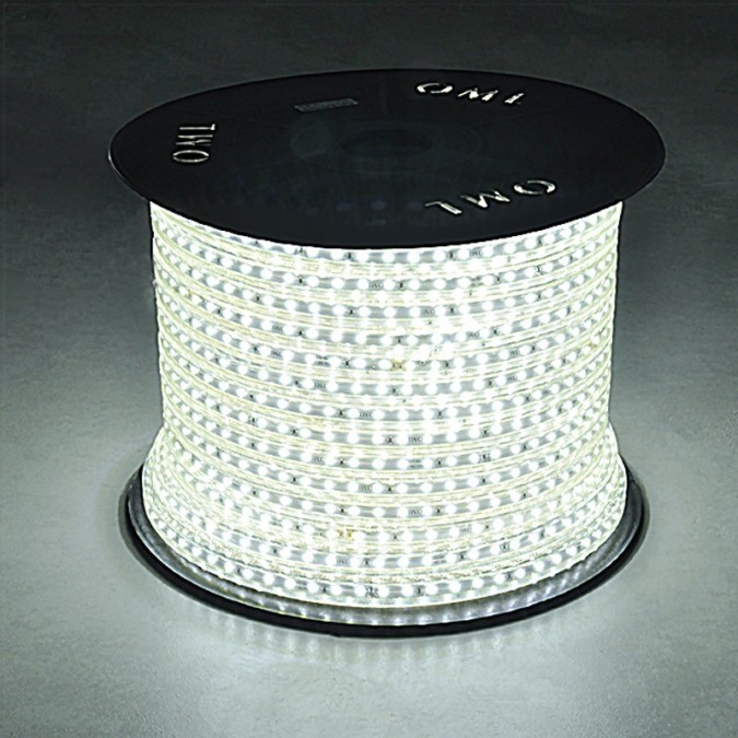 Ruban LED 230V 25 mètres - IP65 - 13,5W/m en bobine - ®